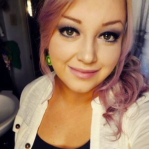 Meet your Posher, Rebecca